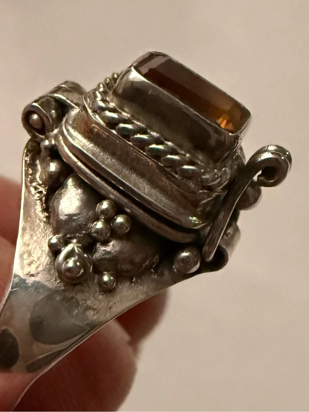 EUVC Vintage Sterling Silver “Poison Pill” Ring with Amber Rectangular Gem Sz 9
